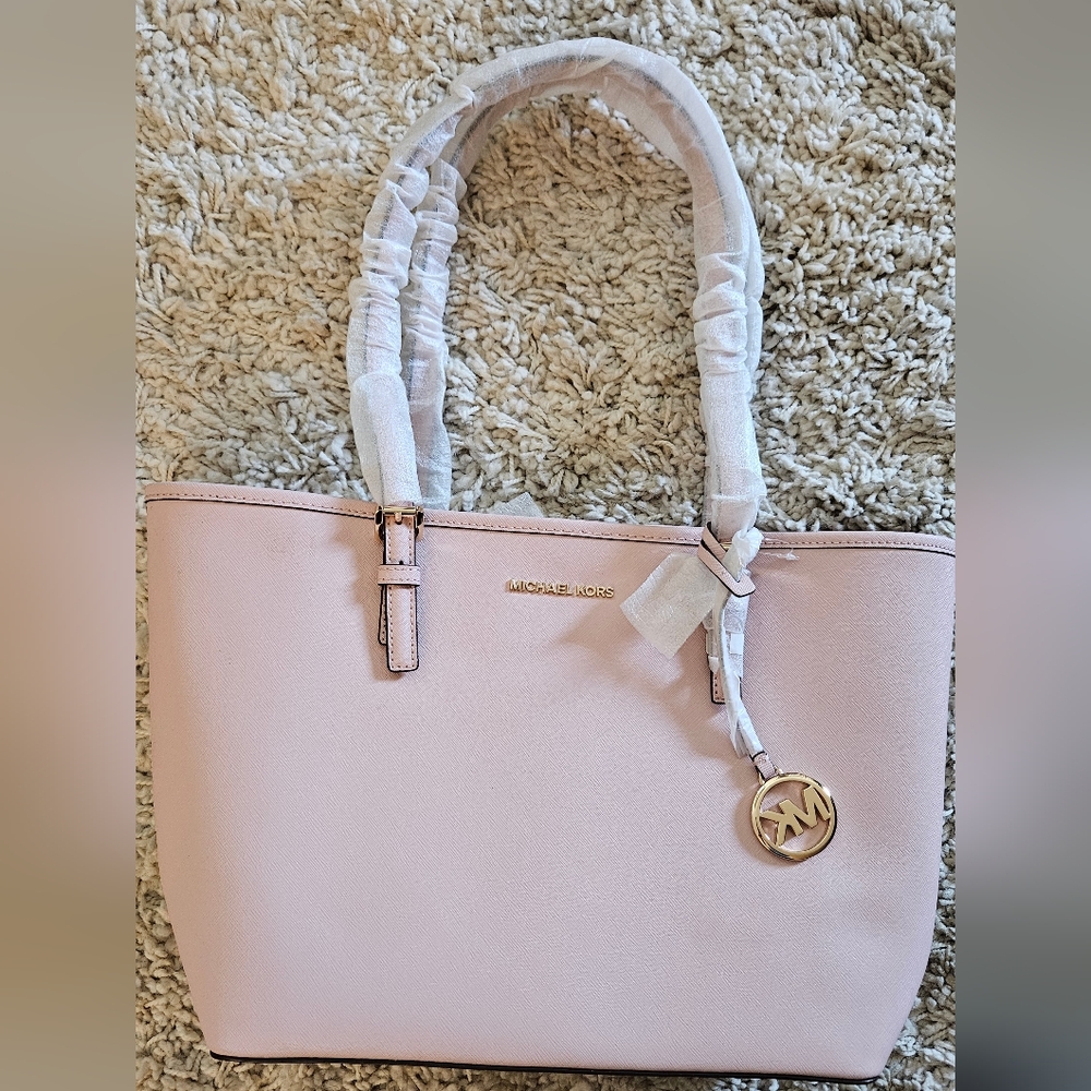 Michael Kors Jet Set Travel Medium Carryall Tote Blossom NWT Brand New!